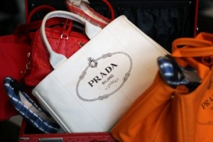 Prada Canapa