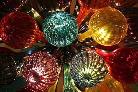 Lampade di lusso in vetro di Murano: il sapiente lavoro di esperti artigiani